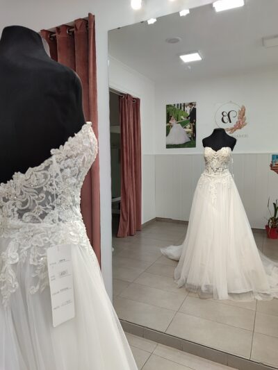 Outlet novia 44706